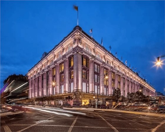 Selfridges（塞爾福里奇百貨公司）