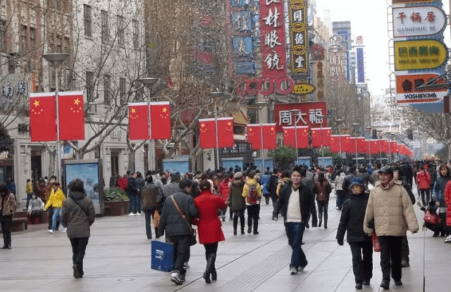 搶人氣你得“接地氣”