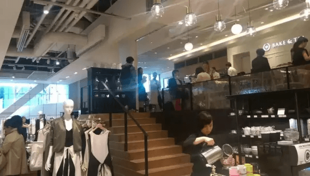 日本時(shí)尚品牌S SALON adam et ropé：健康茶飲、甜點(diǎn)